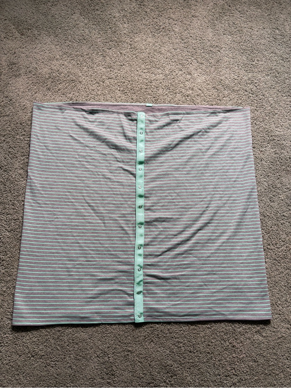 Lululemon Vinyasa Scarf Womens One Size Gray Green Stripe Reversible Snap Wrap